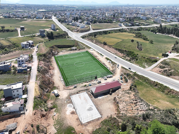 Sarıçam-Belediyesi-Fifa-Standartlarına-Uygun-Futbol-Sahası6
